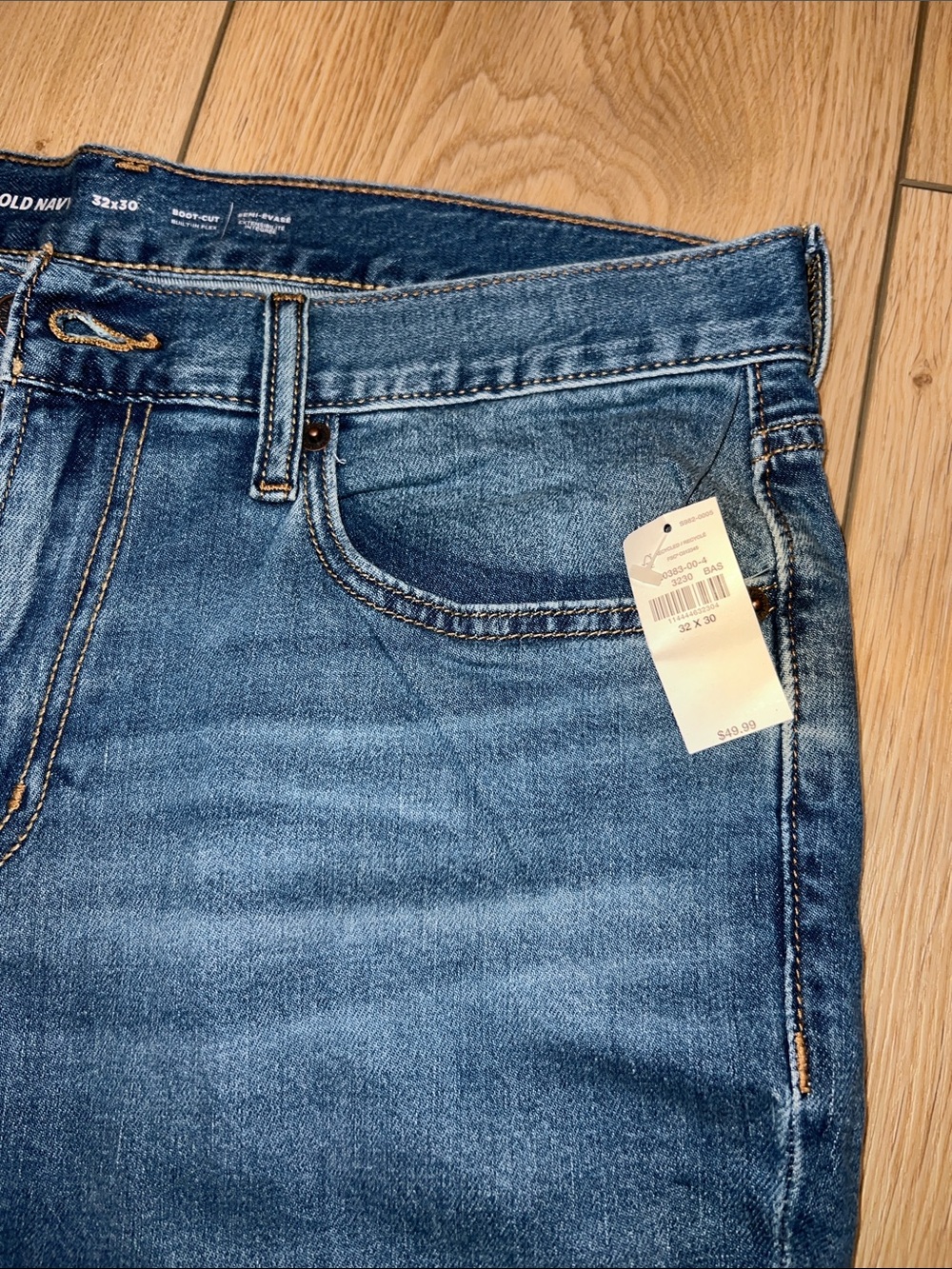 Old Navy Men's Blue Bootcut Jeans - Picture 14 of 15